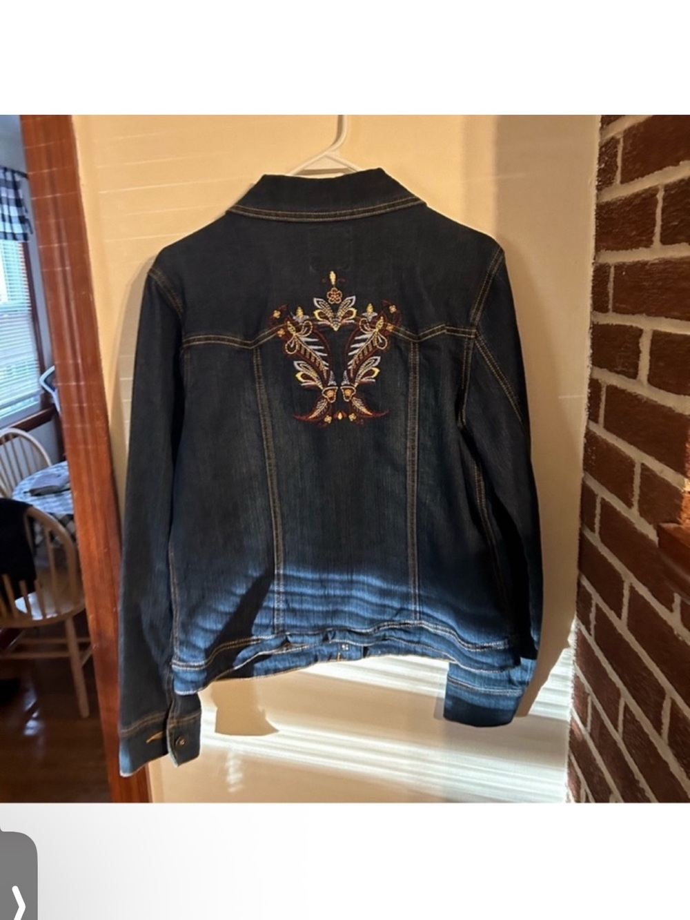NWOT Embroidered Dark Denim Jacket Size Medium with Floral Back Motif